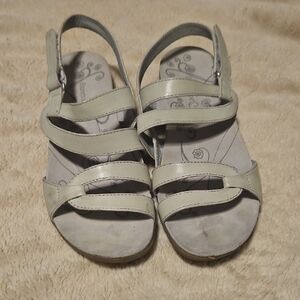 BareTraps Women's Sandals in Light Gray